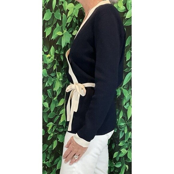 Ann Taylor Navy Blue Long Sleeve Silk Wrap Sweater W/ Cream Trim Side Tie SZ M - Picture 4 of 7